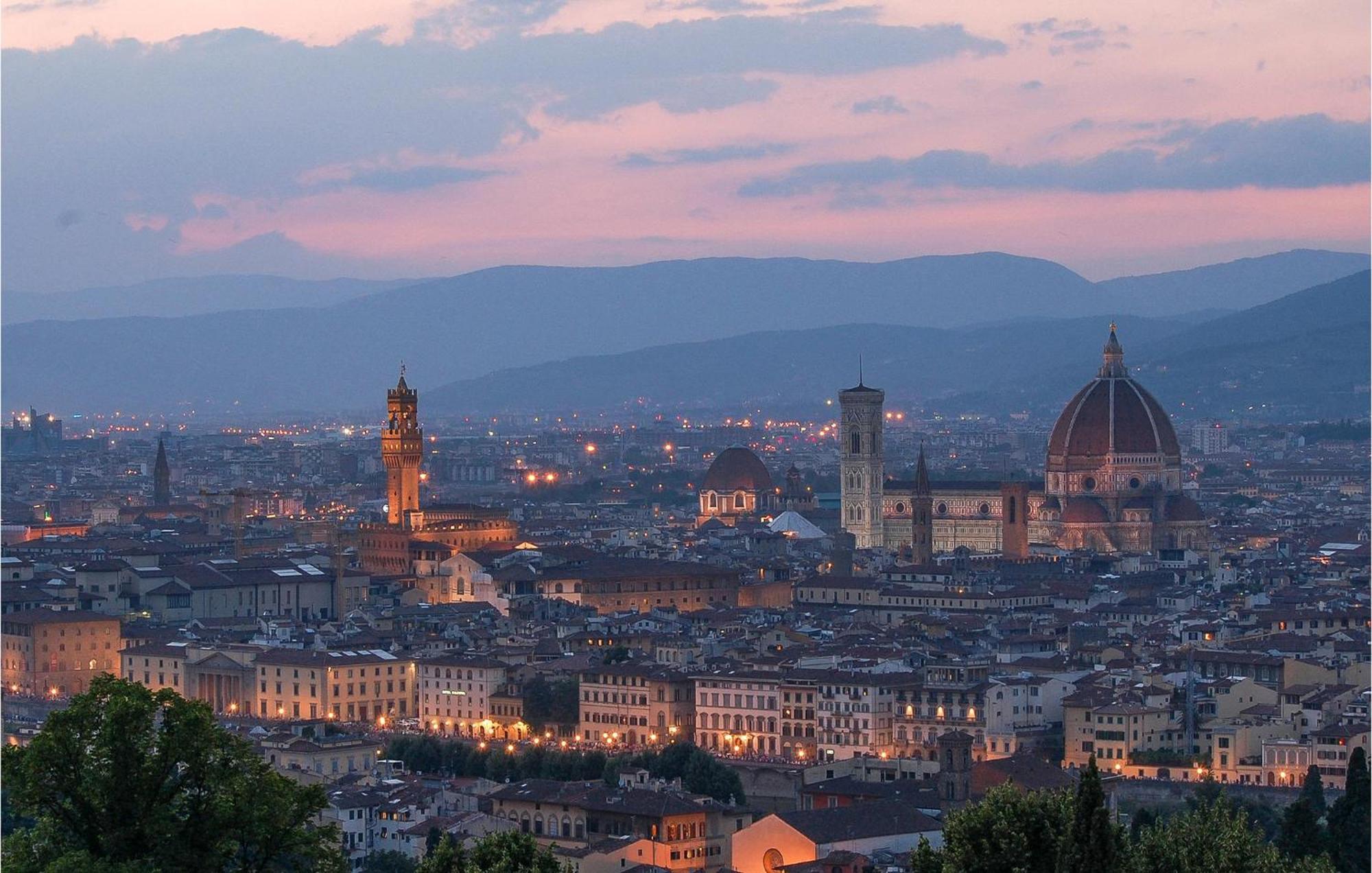Awesome Apartment In Firenze With Wifi ภายนอก รูปภาพ